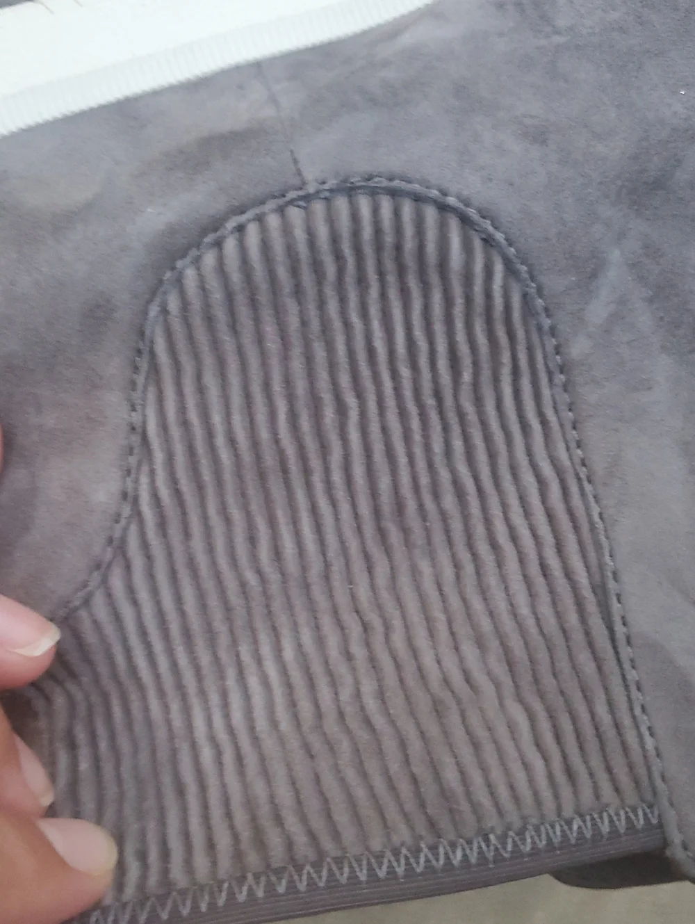 Vince Size 10 Gray Suede Slip-On Chelsea Sneaker Worn Once Indoor Like New